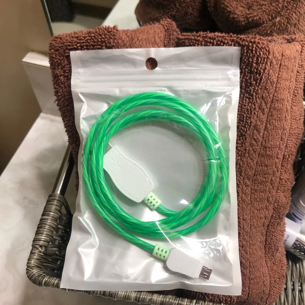 CANDY FLOW LED Flashing Charging Cable For All Micro-B USB Devices - Green